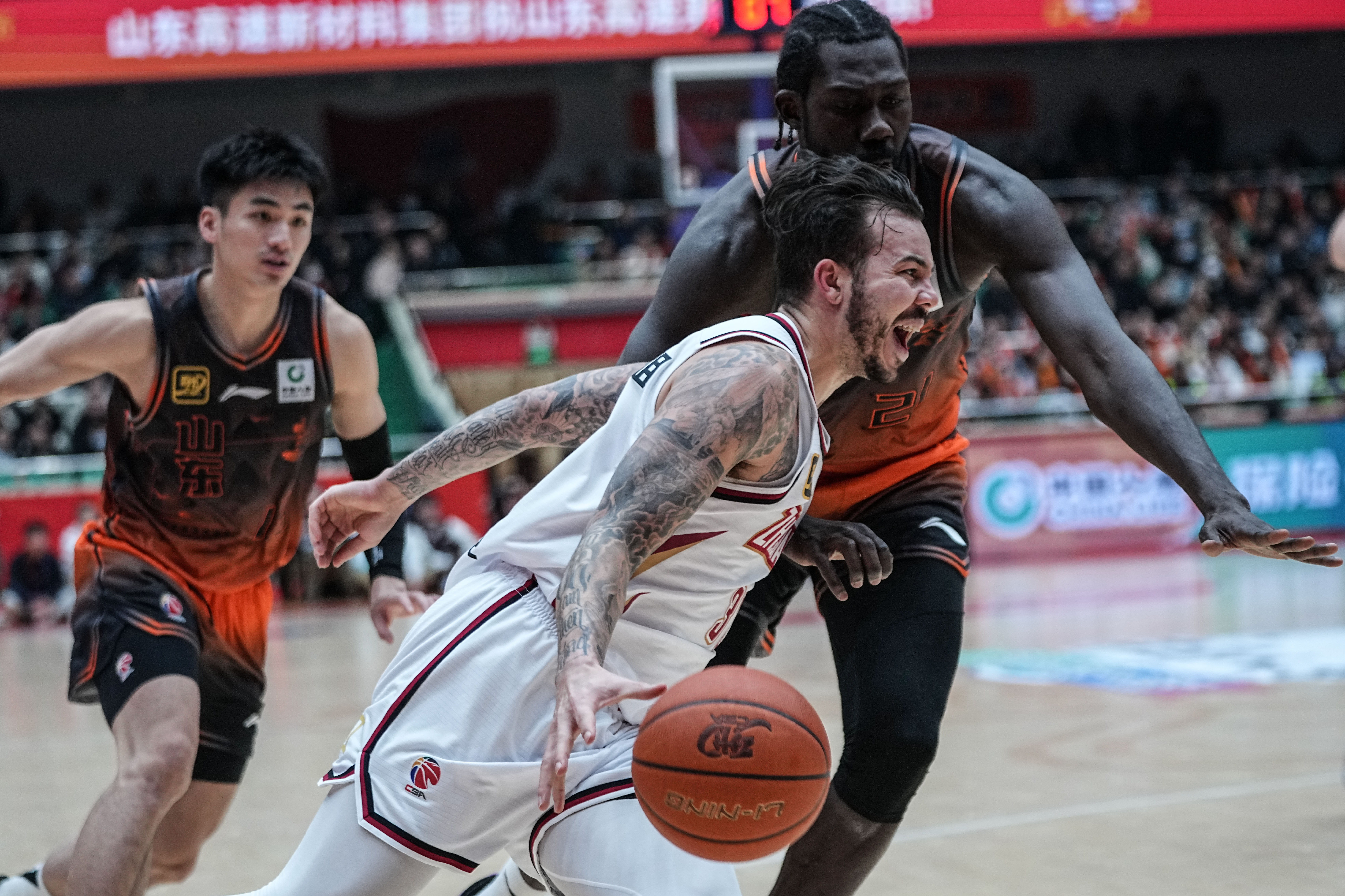 熊猫平台 -浙江队迎国王杯关键赛；赛前队长鼓劲；赛场秩序良好；纪律约束更严格 