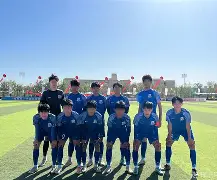 熊猫彩票 -上海申花训练开放日，赛后临场应变引欢呼，意大利杯在即，临场指挥获称赞的简单介绍